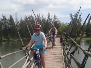 HOI AN COUNTRYSIDE AND VILLAGES TOUR BY BIKE AND BOAT