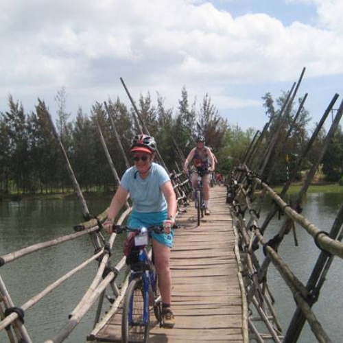 HOI AN COUNTRYSIDE AND VILLAGES TOUR BY BIKE AND BOAT